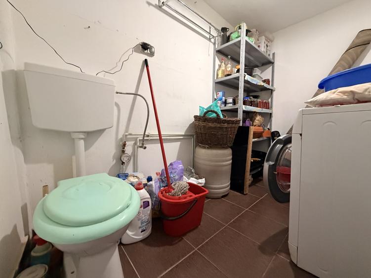 Apartament cu 3 camere decomandat în Timocului-Șaguna