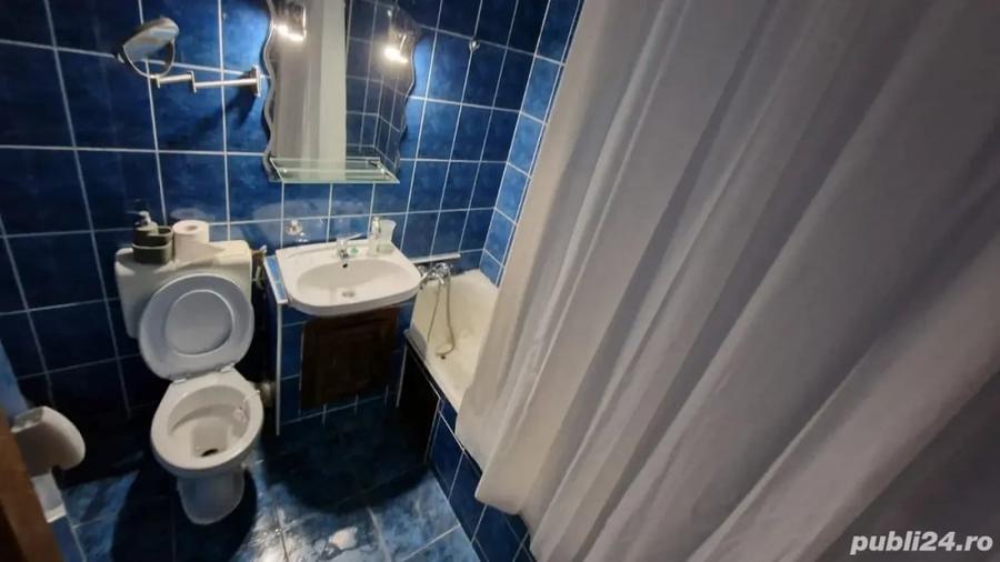 Apartament cu 3 camere decomandat în Aleea Sporturilor