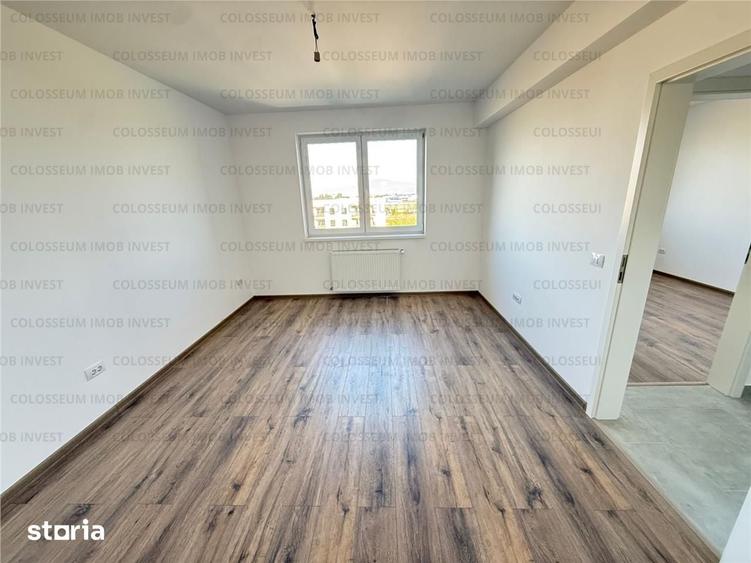 Apartament cu 3 camere decomandat în Tractorul