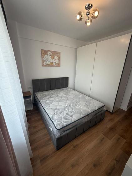 Apartament cu 2 camere decomandat, mobilat în Apărătorii Patriei