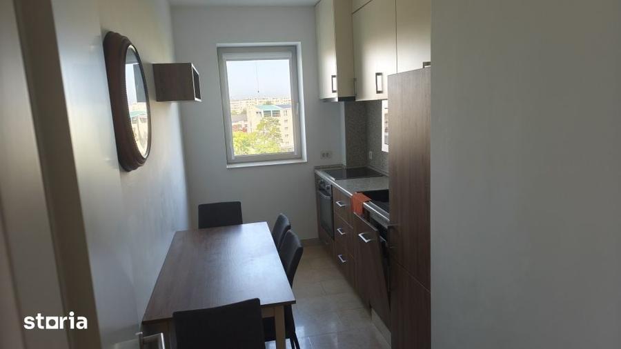 Apartament cu 3 camere decomandat în 1 Mai
