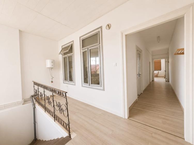Apartament cu 2 camere decomandat în Republicii