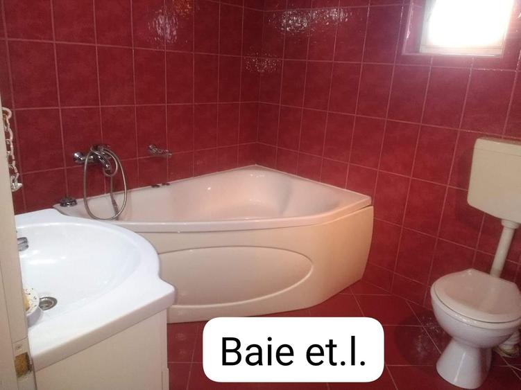 Casă cu 4 camere cu Teren 700 Mp în Angofa