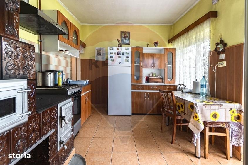 Casă cu 4 camere în Grid