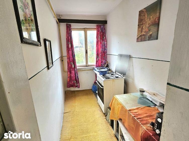 Apartament cu 3 camere în Moroasa 2