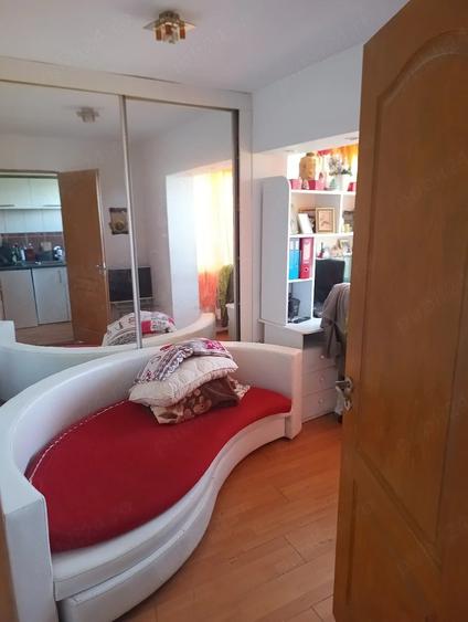 Garsonieră decomandată în Blașcovici