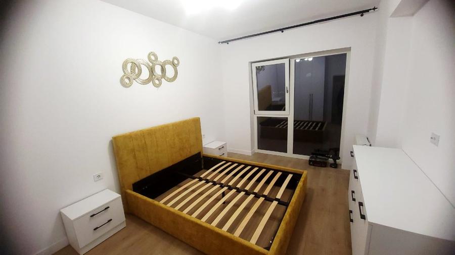 Apartament cu 2 camere decomandat în Baza 3