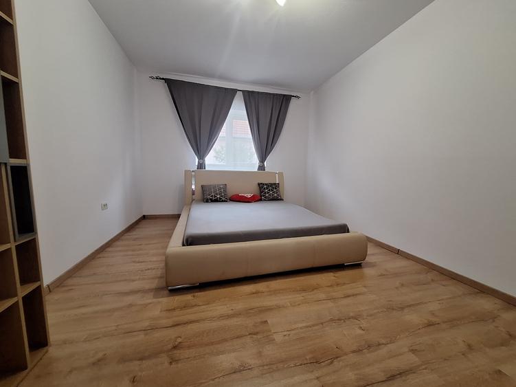 Casă individuală cu 4 camere cu Teren 740 Mp în Giarmata