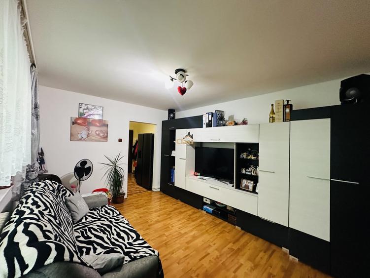 Apartament cu 3 camere decomandat, mobilat în Mănăștur