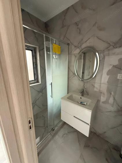 Casă cu 3 camere cu Teren 384 Mp în Moșnița Nouă