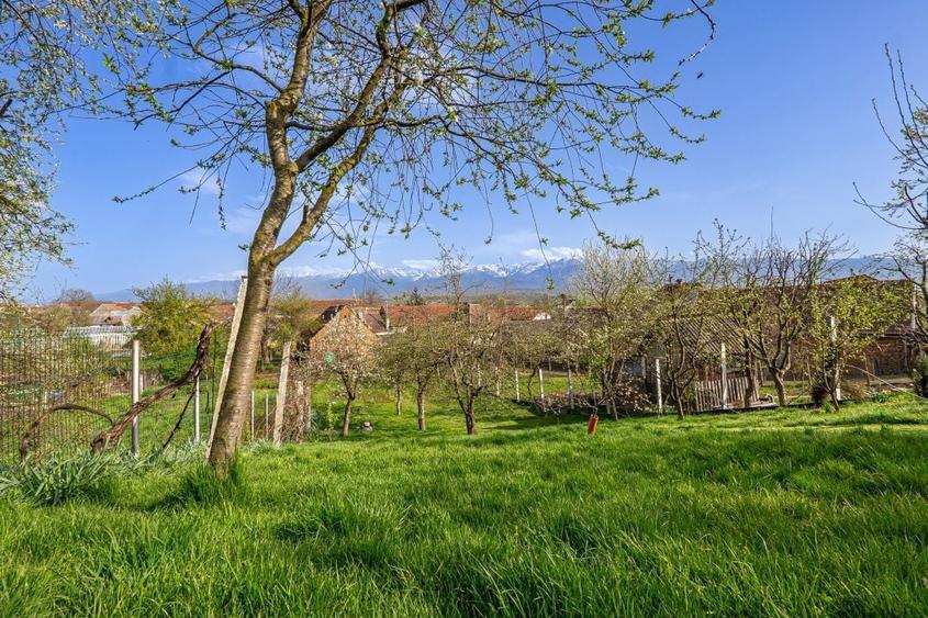 Casă individuală cu 5 camere cu Canalizare în Central