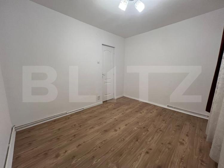 Apartament cu 3 camere decomandat în Dâmbu Pietros