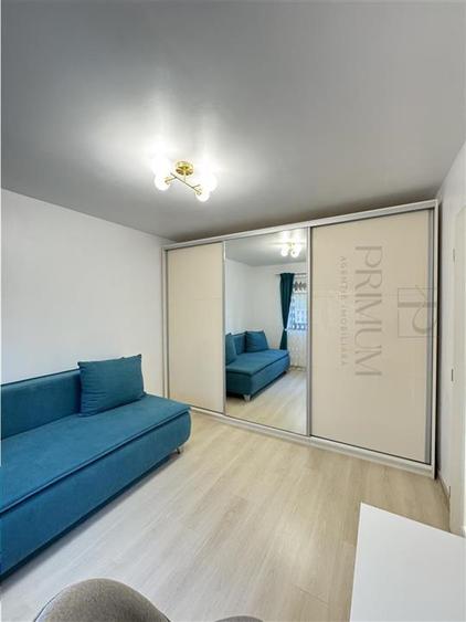 Apartament cu 3 camere semidecomandat, mobilat în Giroc