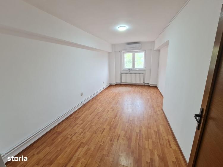 Spațiu comercial, de 151 mp, în Ultracentral