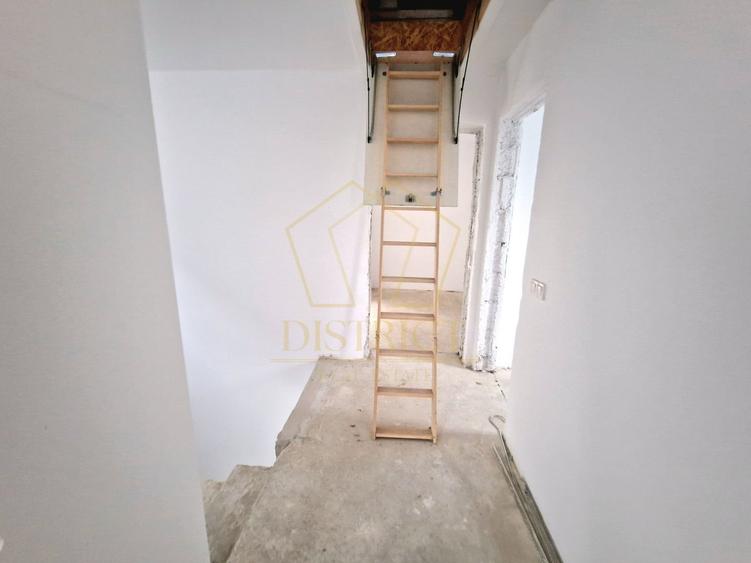 Duplex cu 5 camere cu Canalizare în Urseni