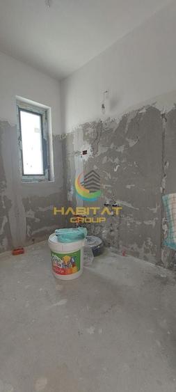 Duplex cu 4 camere cu Canalizare în Nord-Est