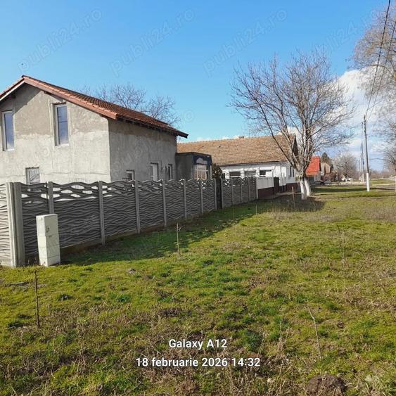 Casă cu Teren 555 Mp în Biled