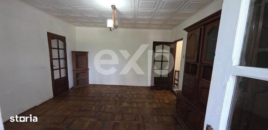 Apartament cu 2 camere semidecomandat în Micro 11