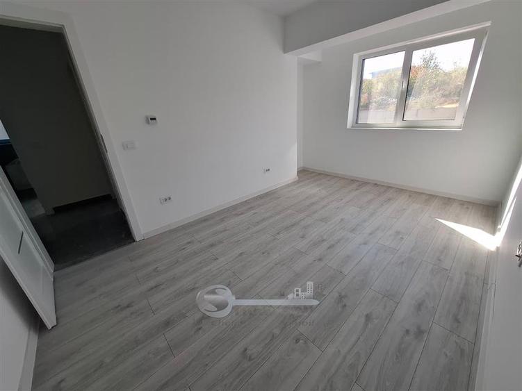 Apartament cu 3 camere decomandat în Galata