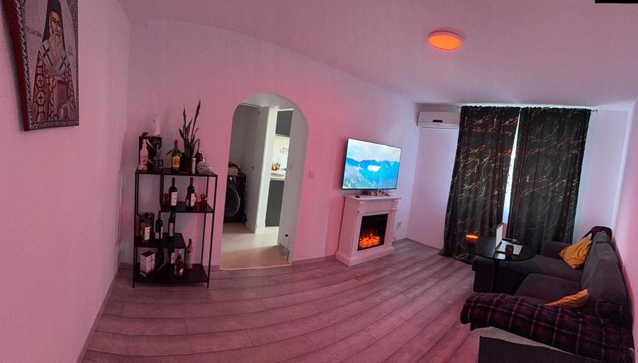 Apartament cu 2 camere semidecomandat în Gara de Nord