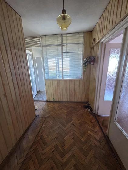 Apartament cu 2 camere decomandat în Centru Civic