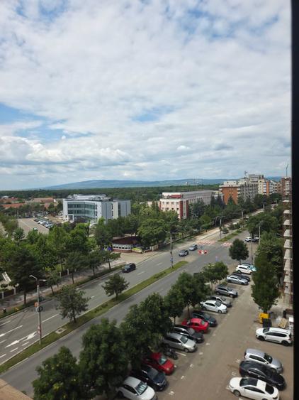 Apartament cu 2 camere semidecomandat în Unirii Sud