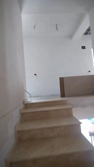Casă cu Teren 360 Mp în Central