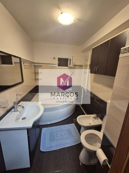 Apartament cu 2 camere decomandat, mobilat în Micro IV