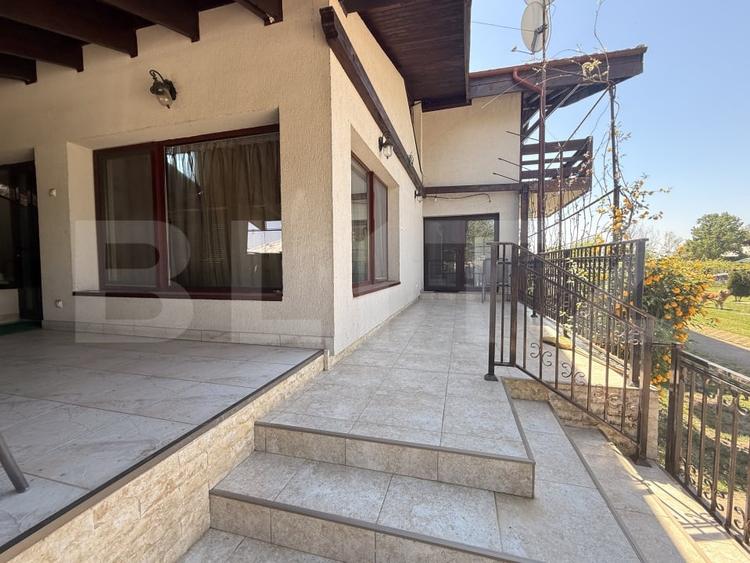 Casă individuală cu 3 camere cu Canalizare în Plopu