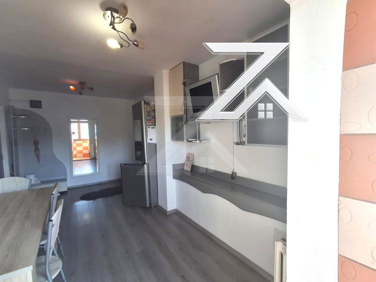 Apartament cu 3 camere decomandat, mobilat în Brazda lui Novac