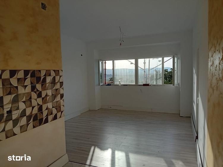 Apartament cu o camera de vanzare - 2