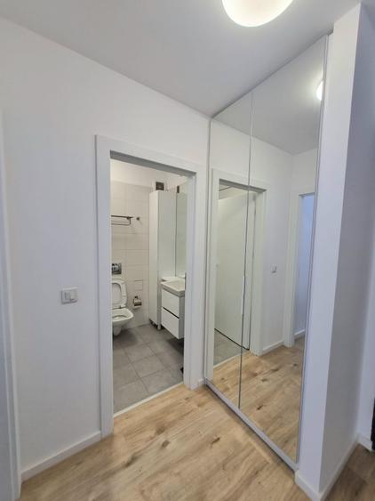 Apartament cu 2 camere semidecomandat, mobilat în Floreasca