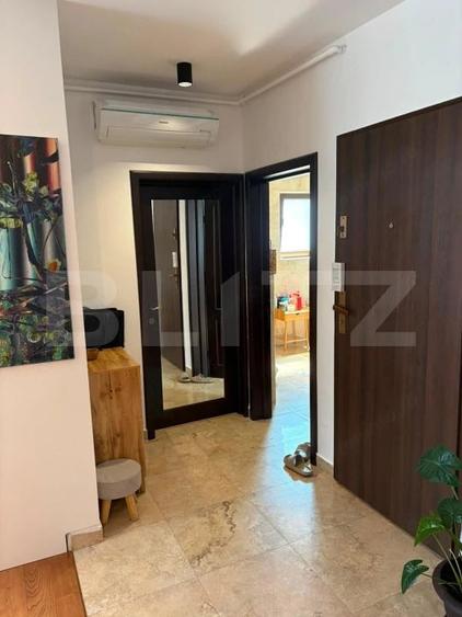 Apartament cu 3 camere semidecomandat în Bună Ziua