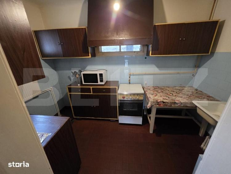 Casă cu 4 camere în Aurel Vlaicu