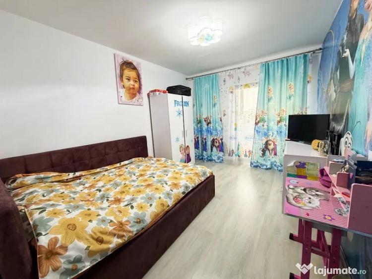 Casă cu 5 camere cu Teren 400 Mp în Trivale