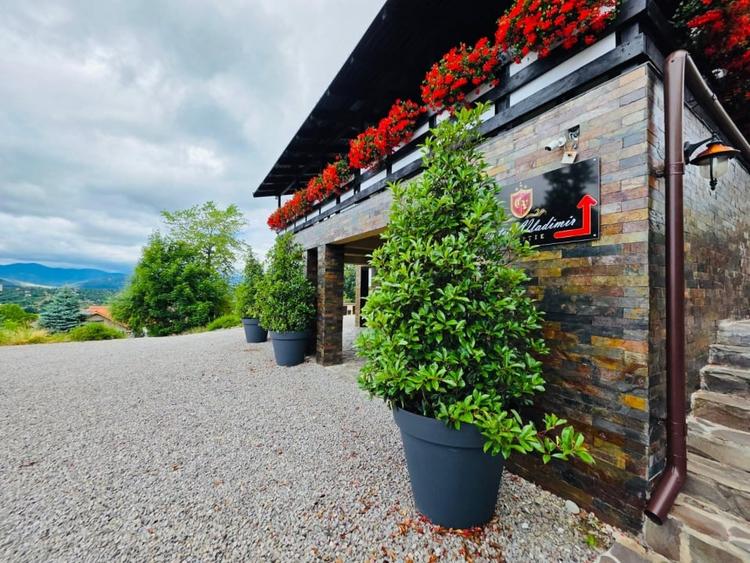 Hotel/Pensiune, de 980 mp, în Bran