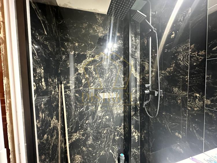 Apartament cu 2 camere semidecomandat, mobilat în Complex Studențesc