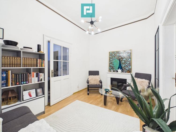 Apartament cu 2 camere, mobilat în Central