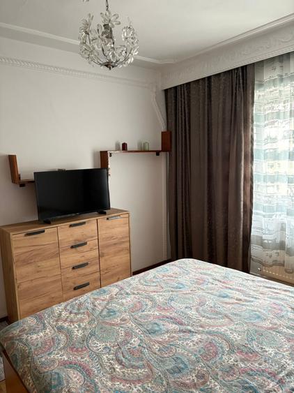 Apartament cu 2 camere decomandat în Traian