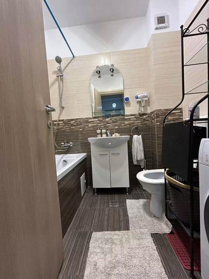 Apartament cu 2 camere decomandat în Runcu