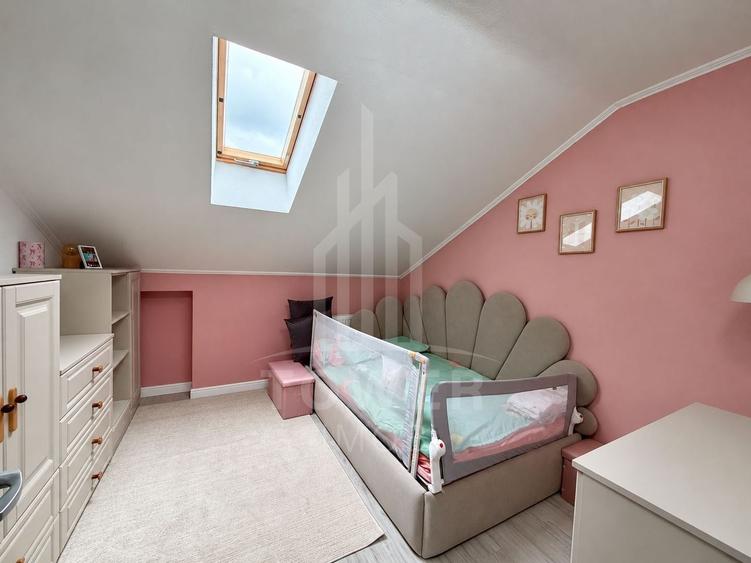 Apartament cu 3 camere decomandat în Vest