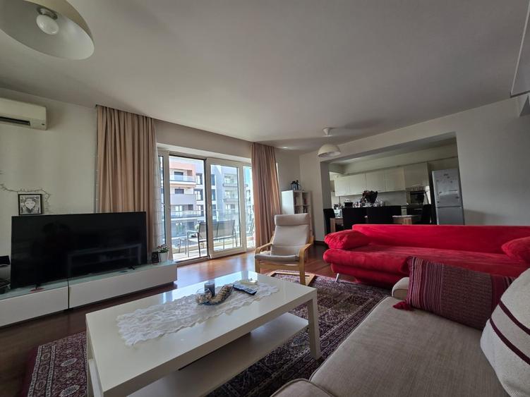Apartament cu 3 camere decomandat, mobilat în Dristor