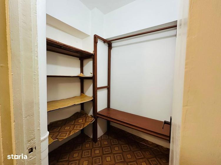 Apartament cu 3 camere decomandat în Colentina