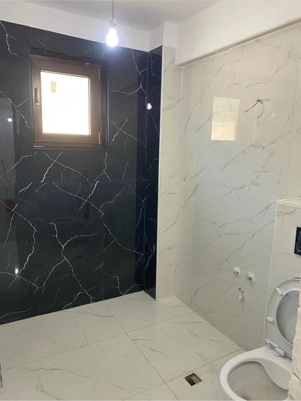 Apartament cu 2 camere decomandat în Jiului