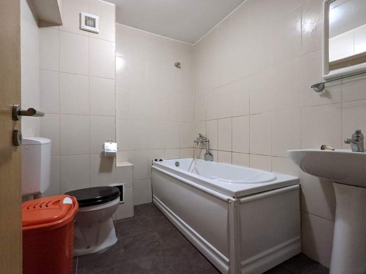 Garsonieră decomandată în Zorilor