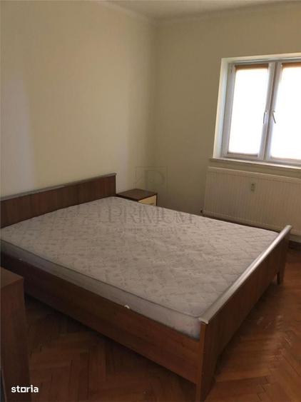 Apartament cu 3 camere decomandat în Lunei