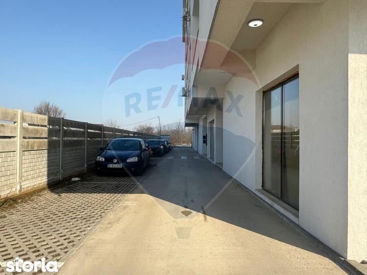 Spațiu comercial, de 133.4 mp, în Ghencea