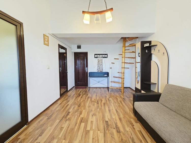 Apartament cu 2 camere decomandat în Siderurgiștilor