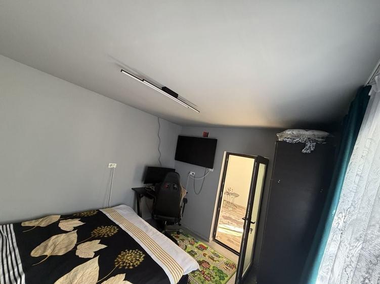 Casă cu 4 camere în Dunărea