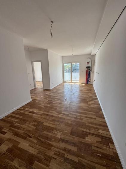 Apartament cu 3 camere în Micălaca